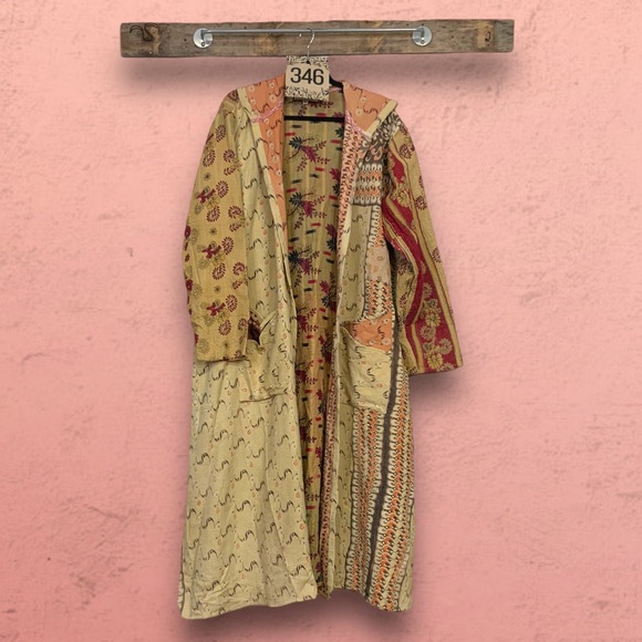 Kantha Bae Rising Sun Coat - Picture 13 of 13